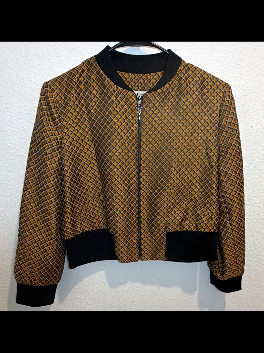 Beymen Club Women’s Gold/Black Geometric Bomber Jacket Full Zip Size 6 NWOT